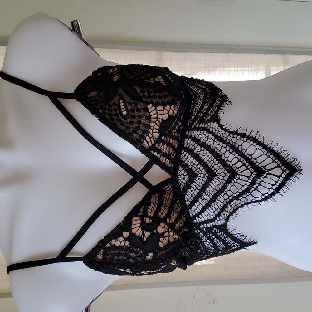 Express Lace Bralette